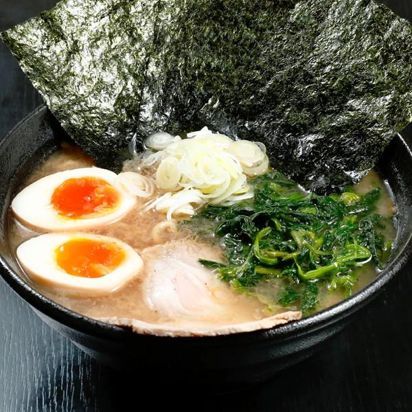 味玉ラーメン（ラーメン＋味玉トッピング）