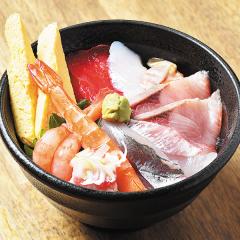 市場海鮮丼