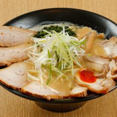 鶏白湯チャーシュー(こってり)